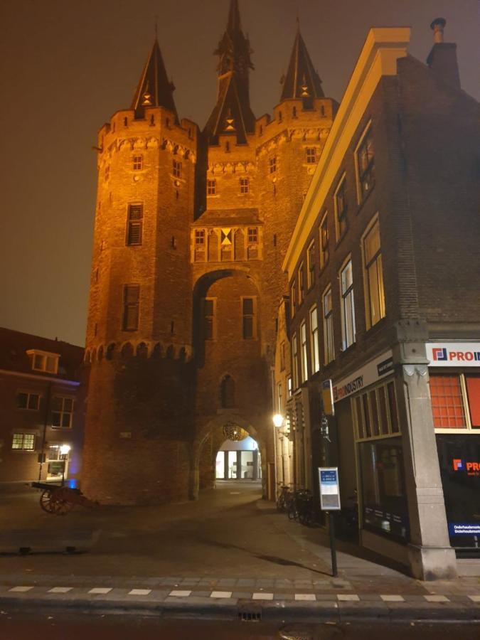 B&B Bij De Sassenpoort Зволле Экстерьер фото